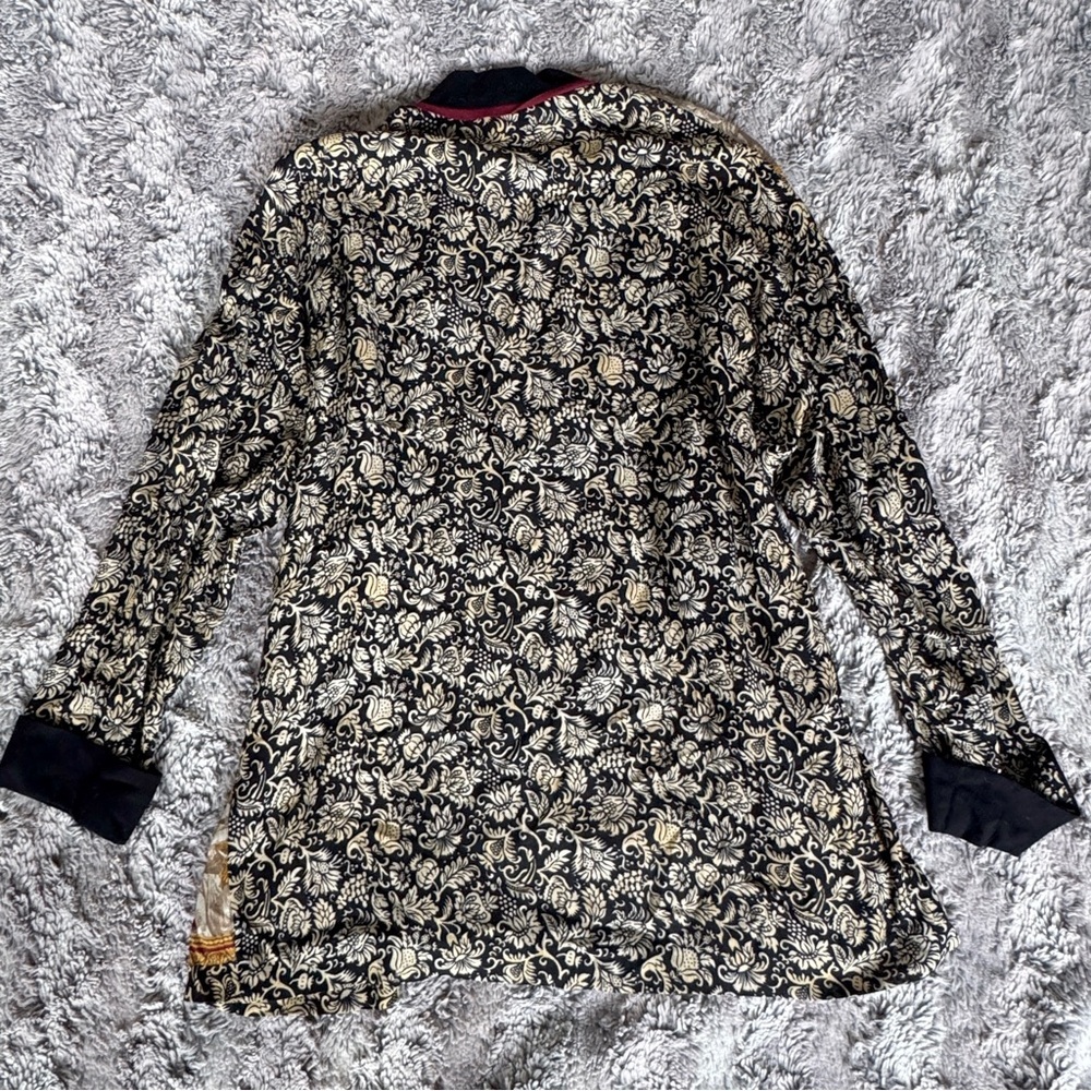 Women's Multicolor Patterned Cardigan - Picture 6 of 6